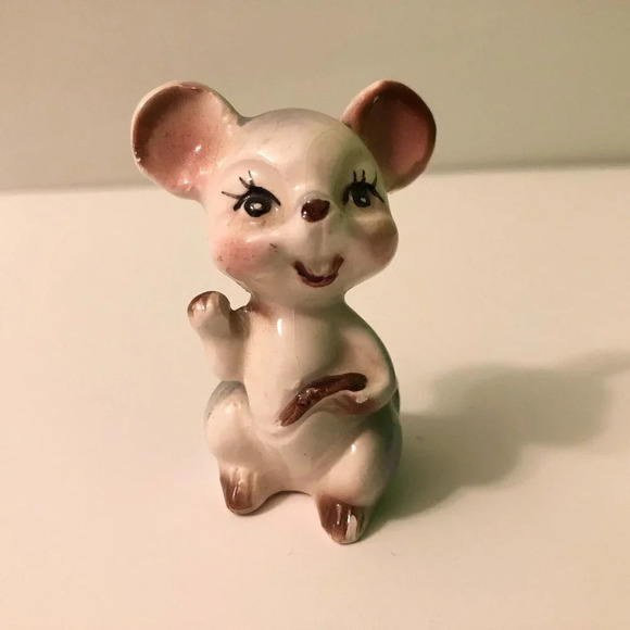 Vintage Tiny  Mouse Ceramic Figurine Japan 2 Inch Tall Collectible Figure - Picture 5 of 11